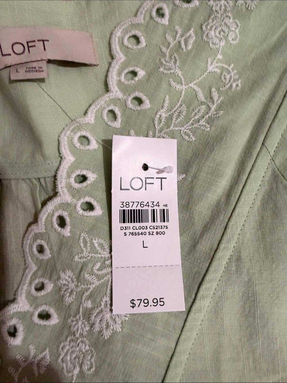 LOFT NWT❗️Mint Green Embroidered Lace-Trim Blouse - Picture 7 of 8